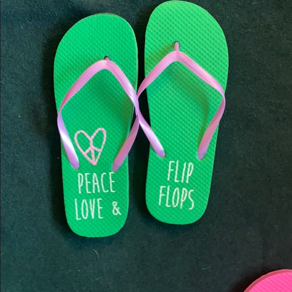 Flip Flops - Picture 4 of 4